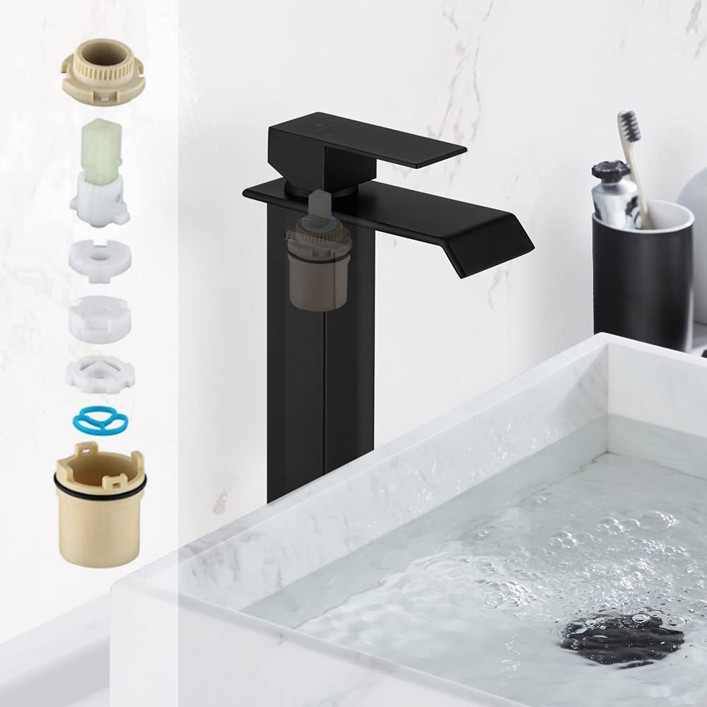 Rubinetti a cascata quadrati neri opachi per lavabo da appoggio moderno in ottone con maniglia singola per bagno alto-Homelody-it